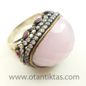 PEMBE KUVARS NİSA MODELİ