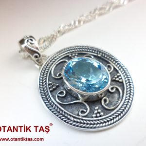MAVİ TOPAZ TAŞI KOLYE