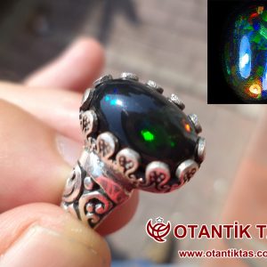 Opal Taşı Yüzük