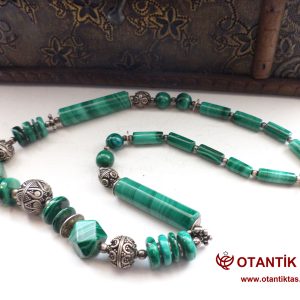 MALAKİT KOLYE