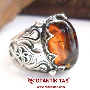 Amber Taşı Yüzük