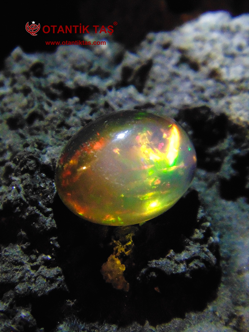 Doğal 5 Karat Opal Taşı