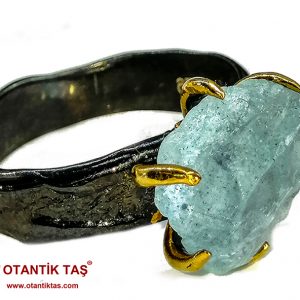 Akuamarin Taşı Yüzük