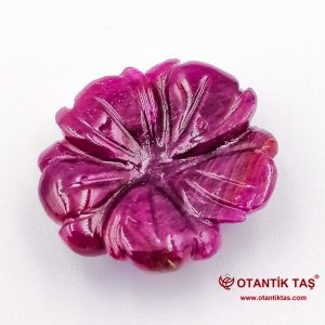 Yakut Taşı