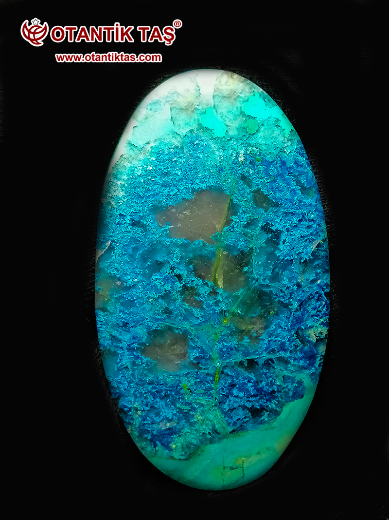 Shattuckite Özellikleri